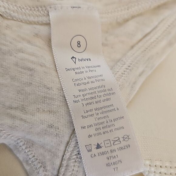 Joe Fresh Girl's Bundle T-shirt, Pajama & Swim Cover-Up M/S Gray/ Red - Picture 11 of 16